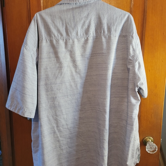 Lions Crest 3xl shirt - Picture 6 of 6